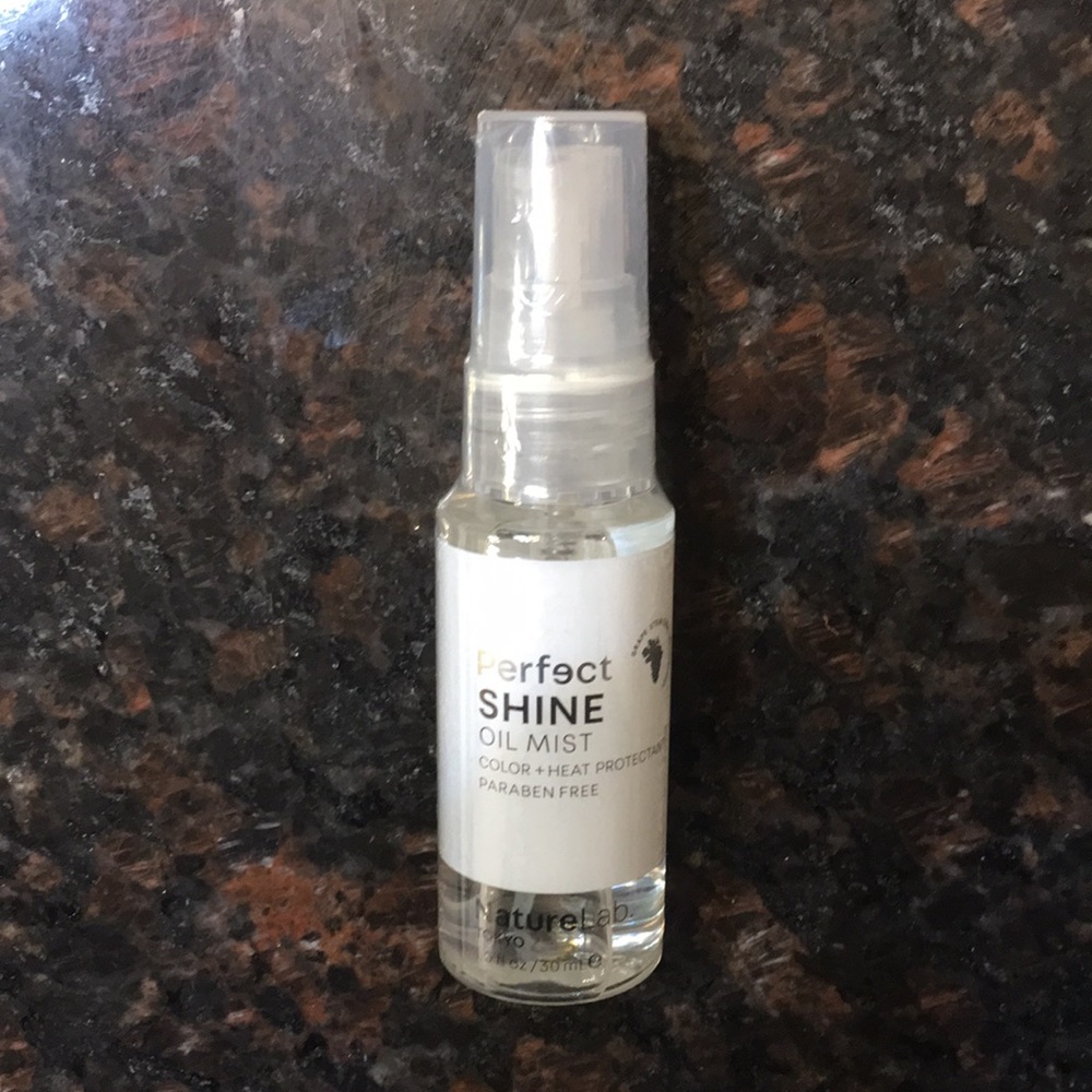 🌺3/$15🌺Hair Perfect Shine Oil Mist-Deluxe Sample